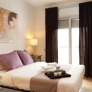 https://rambla-beach-barcelonastuff-apartments.catalonia-hotels.com