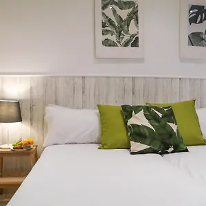 https://stay-u-nique-sant-eudald.topbarcelonahotels.com